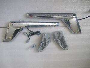 Тюнинг для Планки фар Land Cruiser 200 2016 +, с диодным повтором.