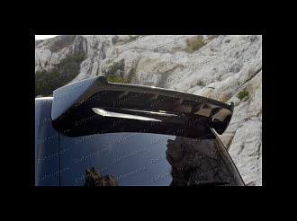 Спойлер Land Cruiser 200 / LX 570 WALD на крышу, верхний