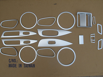 Накладки Qashqai j11 в салон, серебро