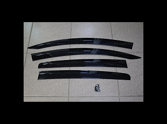 Ветровики Vitz 130 