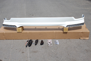 Тюнинг для Губа передняя Land Cruiser 200 2012 - 2014 Platinum Edition с диодами, белый перламутр