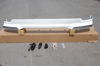 Губа передняя Land Cruiser 200 2012 - 2014 Platinum Edition с диодами, белый перламутр