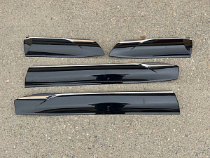 Тюнинг для Молдинги дверей Land Cruiser 200 / LX 570 стиль LC 300 , чёрные