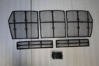 Защитная сетка в решетку Land Cruiser 200 2016 - 2018