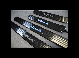 Накладки Aqua на пороги дверей , с подветкой 