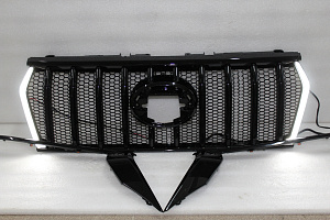 Тюнинг для Решетка Prado 150 2018 +, дизайн MzSpeed с подсветкой