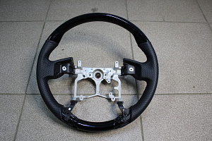 Тюнинг для Руль Prado 150 чёрный лак