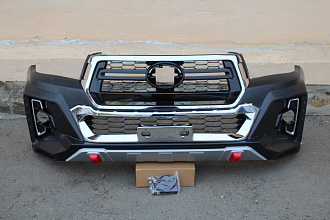 Бампер передний Hilux Pick Up 2015 +, в стиле Rocco