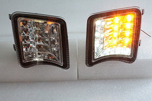 Тюнинг для Повторы в бампер + габариты Prius 30 2009 - 2011 диодные, прозрачные 