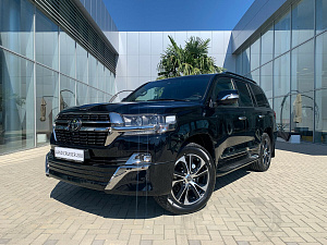 Тюнинг для Обвес на Land Cruiser 200 2016 , в стиле 2020 чёрный , Executive Lounge