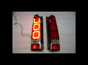 Тюнинг для Стопы Hiace 200 , красные 