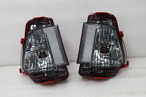 Тюнинг для Стопы дополнительные LX 570 / LX 450d 2016 +, в задний бампер , дымчатые , комплектация Black Vision