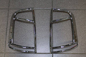 Тюнинг для Накладки Prius 20 на стопы , хром