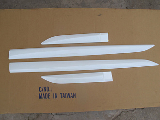 Молдинги дверей Qashqai j11 белые