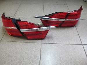 Тюнинг для Стопы Camry V50 / V55 2015 +, стиль Mercedes, красные