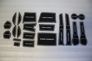 Тюнинг для Коврики в ниши и кармашки Fortuner 2015 +, белая окантовка