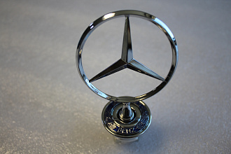 Эмблема Mercedes-Benz значок на капот (звезда) 