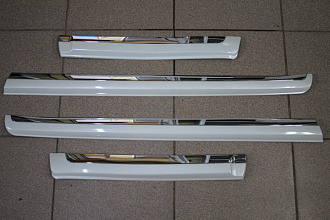 Молдинги дверей Prado 150 / GX 460 низ двери, белый перламутр (Стандарт) 