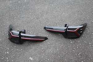 Тюнинг для Стопы Fortuner 2016 +, дымчатые , дизайн Lexus , бегающий повтор, стиль 2