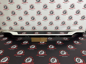 Тюнинг для Спойлер C-HR дизайн Modellista , белый с чёрным