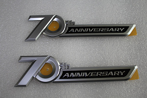 Тюнинг для Надпись 70TH ANNIVERSARY 2шт.