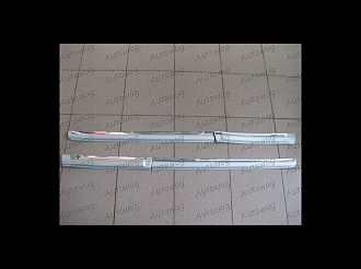 Молдинги дверей Prado 150 / GX 460 низ двери, серебро (Стандарт) 