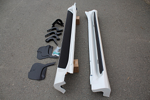 Тюнинг для Пороги Prado 150 стандарт ,  с металлической подножкой, усиленные, белый перламутр