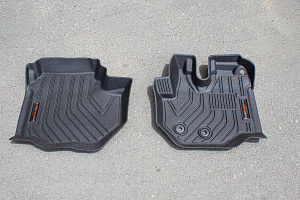 Тюнинг для Коврики в салон - передние  Hiace 200 Fandewei