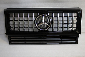 Тюнинг для Решетка Mercedes G-class W463 дизайн AMG 2018 +, черная с хромом 