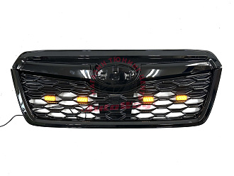 Решетка Forester  2019 - 2021 , чёрная с ходовыми огнями 