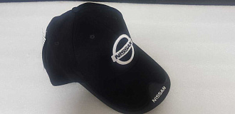 Кепка бейсболка с логотипом Nissan , чёрная