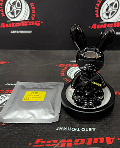 Автомобильный ароматизатор Зайка ( темный хром ) на панель 