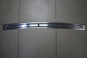 Накладка Lexus ES 250 2018 +, на верх заднего бампера , сталь