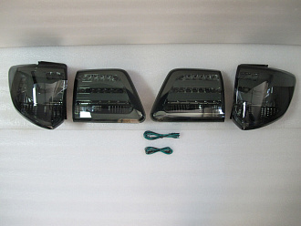 Стопы Fortuner 2011 - 2015 дизайн Lexus дымчатые 