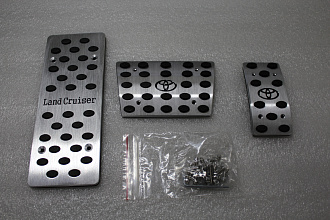 Накладки Land Cruiser 200 / Land Cruiser 100 на педали, металл
