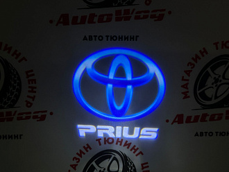 Подсветка в двери Prius 30 / 40 / 50