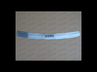 Накладка RX 330 на верх заднего бампера , с надписью Lexus