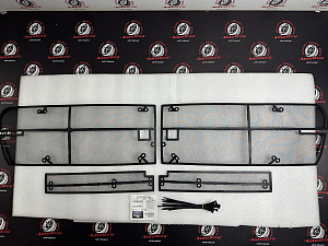 Тюнинг для Защитная сетка в решетку Tundra 2014 +