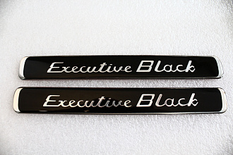 Надпись Land Cruiser 200 Executive Black