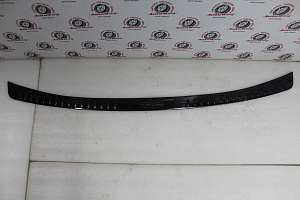 Тюнинг для Накладка Patrol Y62 на верх заднего бампера с надписью Patrol,тёмный хром