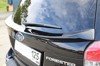 Спойлер Forester 2012 - 2018 под стекло зад. двери , чёрный перл.