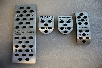 Накладки Subaru на педали , металл , коробка