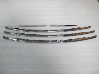 Накладки Prius 30 2009-2011г. в бампер на решетку, сталь