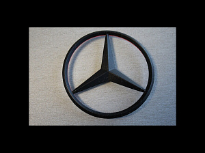 Тюнинг для Эмблема Mercedes W204 на багажник , чёрная 