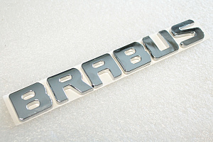 Надпись на Mercedes.  плоский дизайн