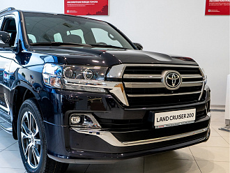 Губа передняя Land Cruiser 200 2016 +, Executive Lounge , чёрный перламутр 