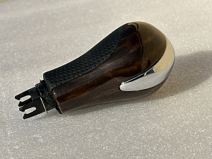 Тюнинг для Ручка Patrol Y62 / Infiniti QX 56 / QX 80 на автомат, под дерево + чёрная кожа , стиль 1