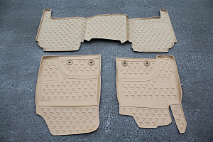 Тюнинг для Коврики в салон LX 570 / Land Cruiser 200 Novline (полиуретан) бежевые 