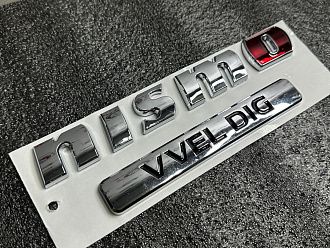 Надпись Nismo 