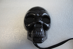 Тюнинг для Череп на фаркоп дымчатый 